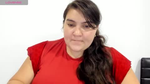 Mia online show from 01-14-25, 02:08