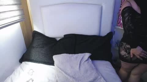 Snapshot of palmer_mix chatting on 03-12-25, 01:08 Palmer online show from 03-12-25, 01:08