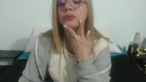 paloma online show from 05-02-26, 02:49