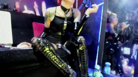 Paloma online show from 02-12-25, 12:27