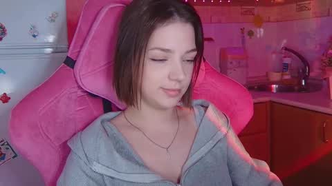 Pam online show from 04-18-26, 07:07