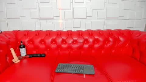 pamela_gaviria01 online show from 10-25-25, 02:13