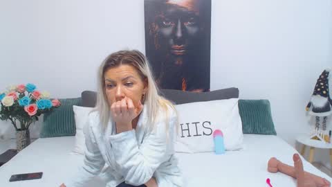 PAMEL ISSY online show from 02-02-25, 01:08