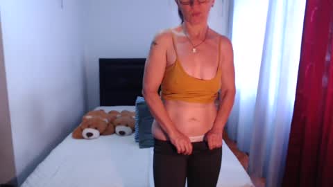 Snapshot of pamelaa_jagger chatting on 06-26-26, 01:37 Pamela Jagger online show from 06-26-26, 01:37