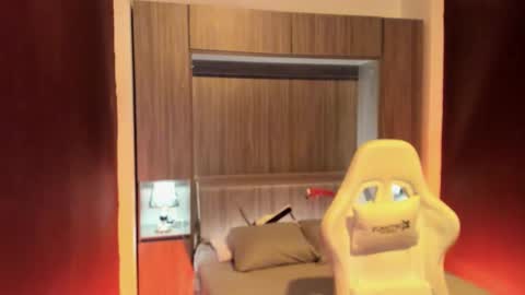  P A M  online show from 10-09-25, 04:21