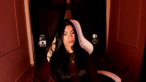 Snapshot of pamelaascott chatting on 06-23-26, 04:21 P A M online show from 06-23-26, 04:21