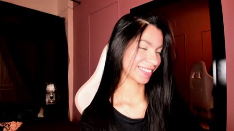 Snapshot of pamelaascott chatting on 07-07-26, 06:47 P A M online show from 07-07-26, 06:47