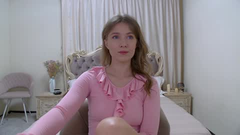 Snapshot of pamelablair chatting on 02-04-25, 06:04 Pamela Blair online show from 02-04-25, 06:04