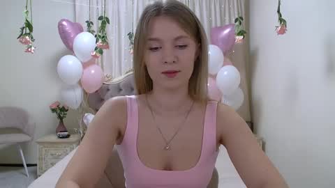 Snapshot of pamelablair chatting on 02-11-25, 05:47 Pamela Blair online show from 02-11-25, 05:47