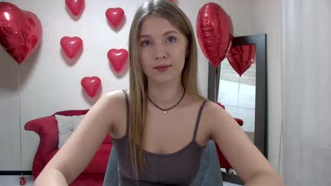 Snapshot of pamelablair chatting on 02-12-25, 05:37 Pamela Blair online show from 02-12-25, 05:37