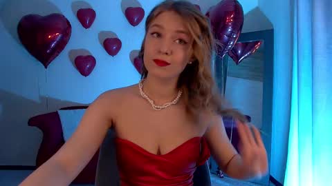 Snapshot of pamelablair chatting on 02-14-25, 07:33 Pamela Blair online show from 02-14-25, 07:33