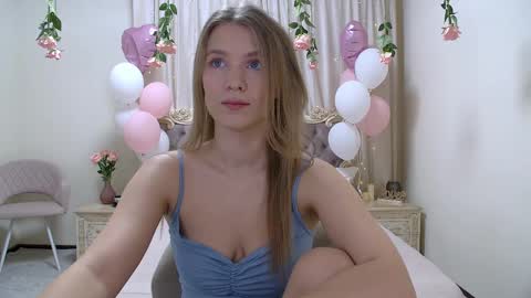 Snapshot of pamelablair chatting on 03-01-25, 07:15 Pamela Blair online show from 03-01-25, 07:15