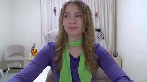 Snapshot of pamelablair chatting on 10-29-25, 06:04 Pamela Blair online show from 10-29-25, 06:04