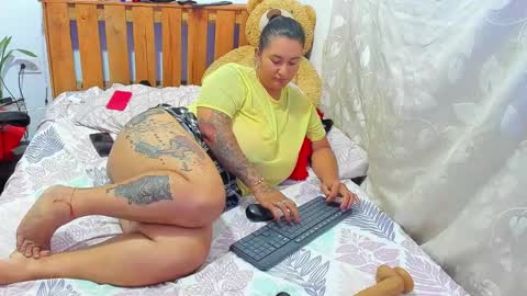 Snapshot of pamelaruiizz3 chatting on 03-06-25, 10:15 Pamela online show from 03-06-25, 10:15