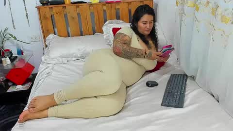 Snapshot of pamelaruiizz3 chatting on 04-30-26, 07:53 Pamela online show from 04-30-26, 07:53