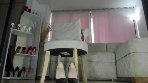 pamelasmith128858 online show from 01-13-26, 07:41