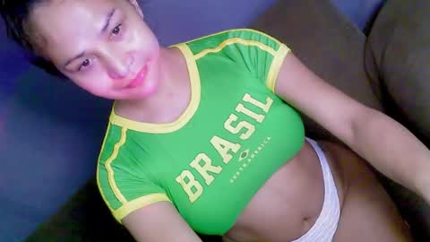 Snapshot of pamelatemptress chatting on 02-25-26, 10:14 i babe online show from 02-25-26, 10:14