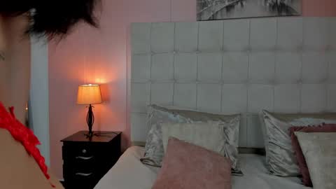 Snapshot of pamella_pretty chatting on 09-24-25, 03:26 Pamela online show from 09-24-25, 03:26