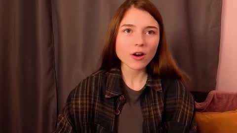 Snapshot of pamilarakestraw chatting on 10-09-25, 07:45 daniella online show from 10-09-25, 07:45