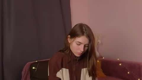 Snapshot of pamilarakestraw chatting on 11-07-25, 07:47 daniella online show from 11-07-25, 07:47