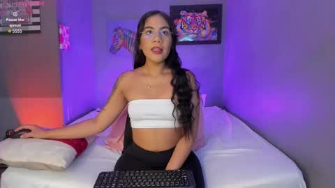 Pammela online show from 09-26-25, 05:28