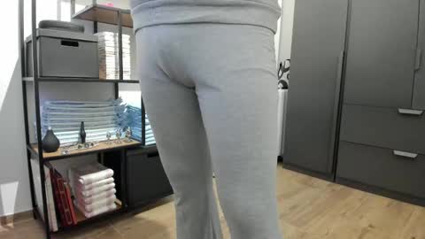 pampersandspanking online show from 02-18-26, 09:27