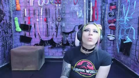 Snapshot of pandoranez chatting on 01-27-25, 07:14 PandoraNez online show from 01-27-25, 07:14