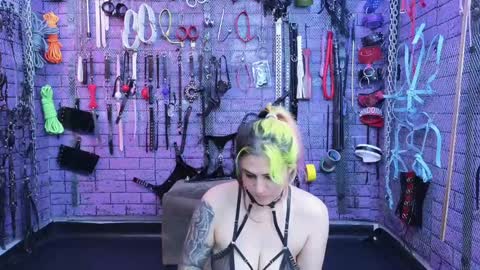 Snapshot of pandoranez chatting on 02-03-25, 04:41 PandoraNez online show from 02-03-25, 04:41