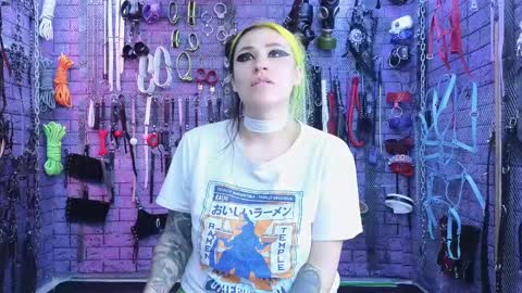 Snapshot of pandoranez chatting on 02-20-25, 05:29 PandoraNez online show from 02-20-25, 05:29