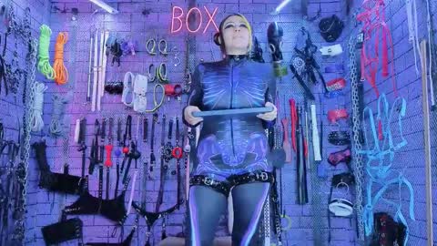 Snapshot of pandoranez chatting on 10-10-25, 05:01 PandoraNez online show from 10-10-25, 05:01