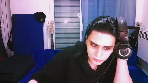 In bio online show from 05-12-26, 04:15