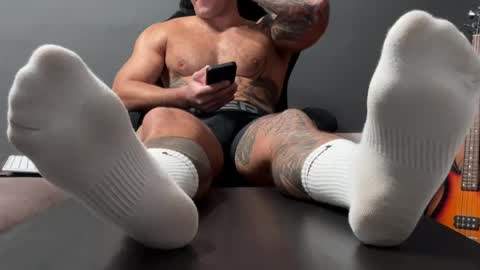 Oleg online show from 04-19-26, 05:40