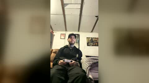 Snapshot of panthers_room chatting on 04-21-26, 05:14 panthers_room online show from 04-21-26, 05:14