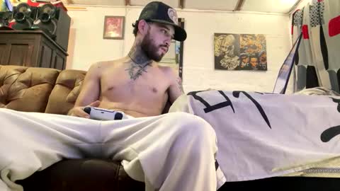 Snapshot of panthers_room chatting on 05-20-26, 02:23 panthers_room online show from 05-20-26, 02:23