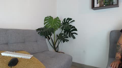 Snapshot of pantyhose_xxx_ chatting on 12-11-24, 07:25 pantyhose_xxx_ online show from 12-11-24, 07:25