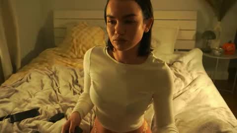 Kristina Kriss online show from 10-23-25, 02:33