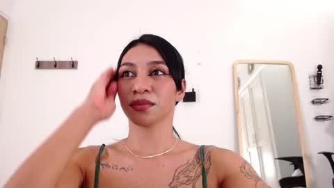 Snapshot of pao_thebigclit chatting on 12-30-24, 05:15 Paolita online show from 12-30-24, 05:15