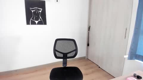 Snapshot of pao_thebigclit chatting on 10-09-25, 08:40 Paolita online show from 10-09-25, 08:40