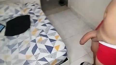 Snapshot of paola_835068 chatting on 11-08-25, 04:18 Paola 23 and Andres 25 online show from 11-08-25, 04:18