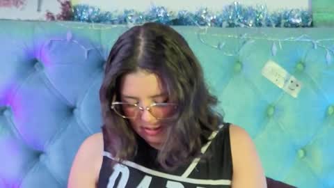 Paola Lyon online show from 12-19-25, 07:10