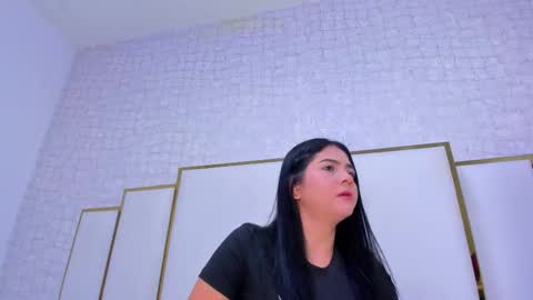 Paola  online show from 09-09-25, 11:32