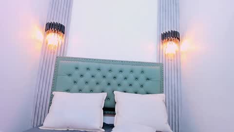 Snapshot of paolab_g chatting on 01-28-25, 02:42 online show from 01-28-25, 02:42