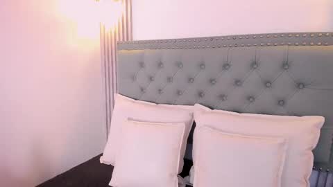 Snapshot of paolab_g chatting on 02-10-25, 02:48 online show from 02-10-25, 02:48