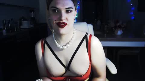 Snapshot of paoladoll chatting on 12-11-24, 12:12 Sarina Williams online show from 12-11-24, 12:12