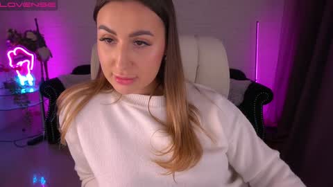 Snapshot of paolamola chatting on 12-20-24, 06:56 Lia online show from 12-20-24, 06:56