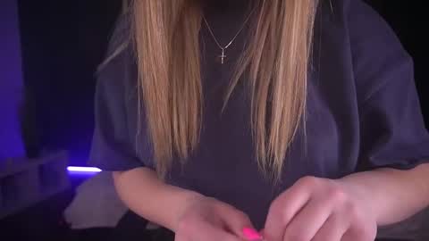 Snapshot of paolamola chatting on 03-11-25, 03:45 Lia online show from 03-11-25, 03:45