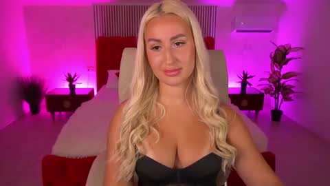 Lia online show from 06-26-26, 02:32