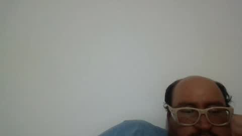 papi_adiel4 online show from 06-14-26, 06:04