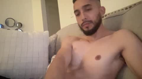 Snapshot of papicubano_guapo23cm chatting on 12-07-24, 05:26 papicubano_guapo23cm online show from 12-07-24, 05:26