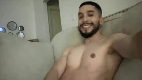 Snapshot of papicubano_guapo23cm chatting on 01-18-25, 06:13 papicubano_guapo23cm online show from 01-18-25, 06:13